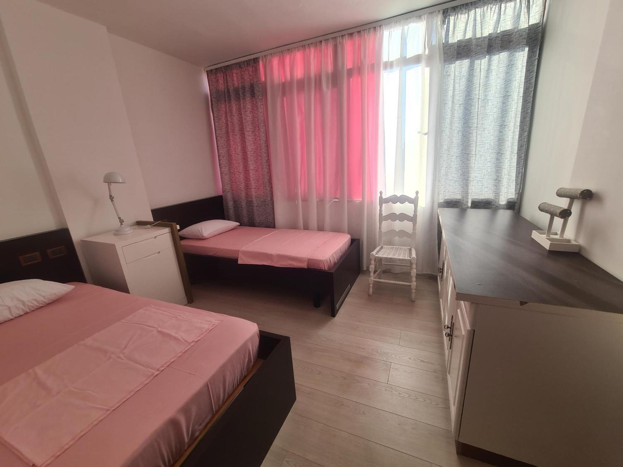 Art Albania Apartment *